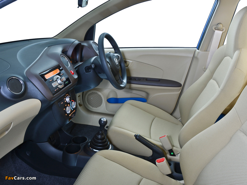 Honda Brio ZA-spec 2012 images (800 x 600)