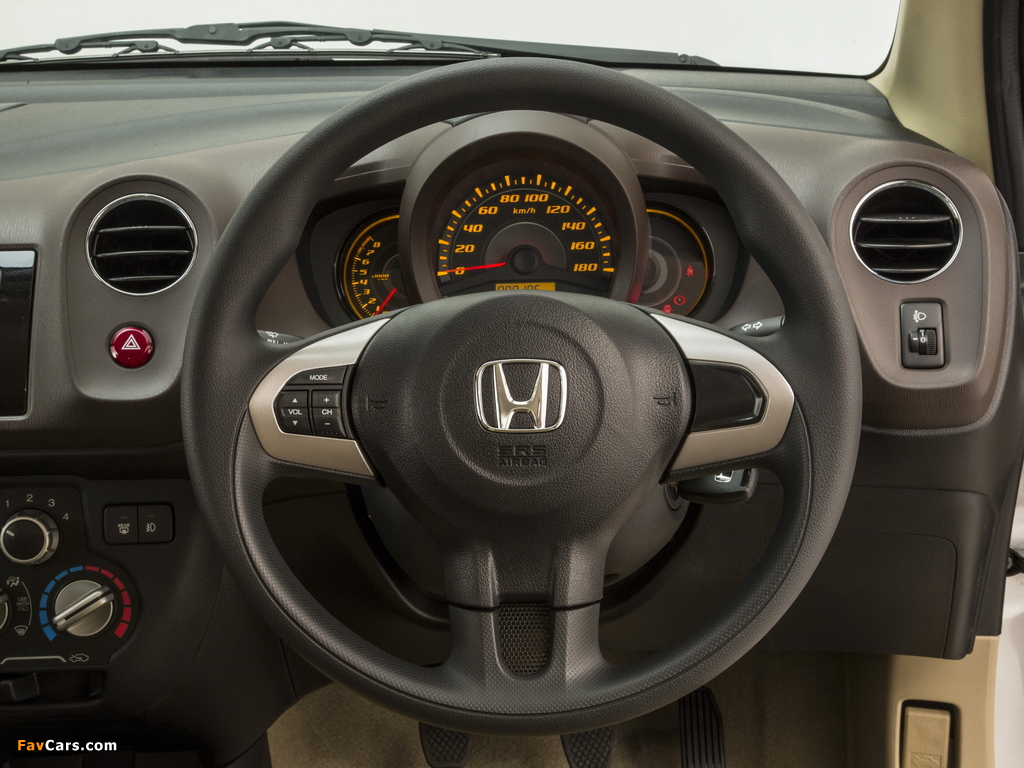 Photos of Honda Brio Amaze ZA-spec 2013 (1024 x 768)