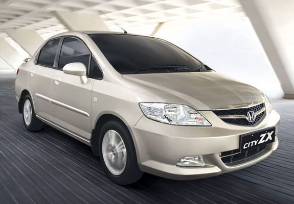 HONDAシティ The 2025 Honda City ZX - The Perfect Balance of Comfort and