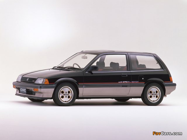 Honda Civic Hatchback 1983–87 pictures (640 x 480)