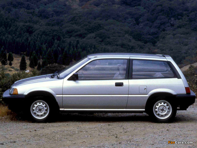 Honda Civic Hatchback US-spec 1983–87 wallpapers (800 x 600)