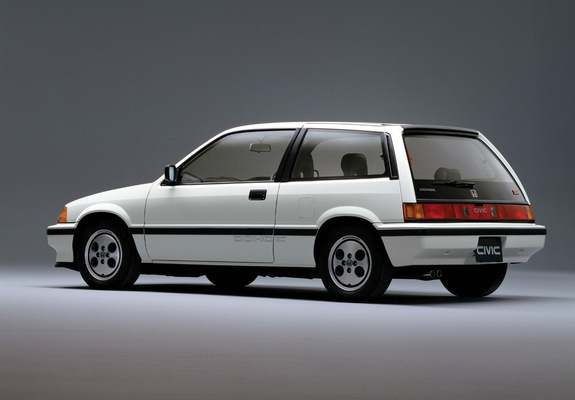 Honda Civic Si 1984–87 pictures