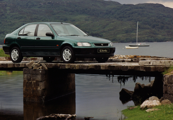 Honda Civic Fastback UK-spec 1994–97 photos
