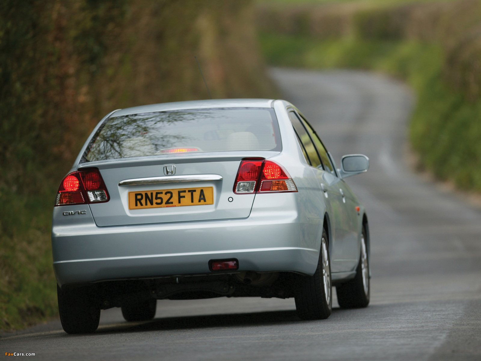 Honda Civic Sedan UK-spec 2001–03 pictures (1600 x 1200)