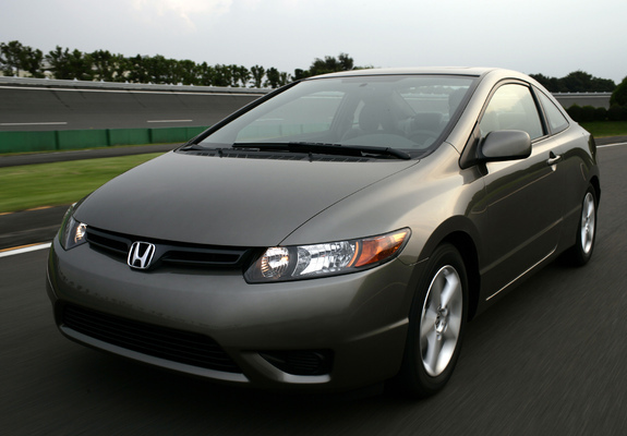 Honda Civic Coupe 2006–08 photos