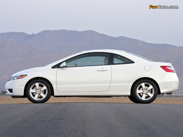 Honda Civic Coupe 2006–08 wallpapers (640 x 480)