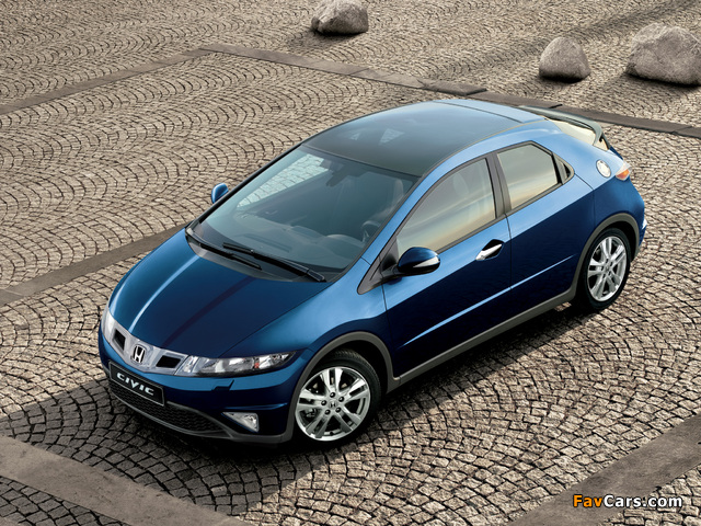 Honda Civic Hatchback (FN) 2008–10 photos (640 x 480)