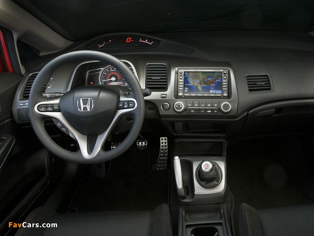 Honda Civic Si Sedan 2008–11 wallpapers (640 x 480)