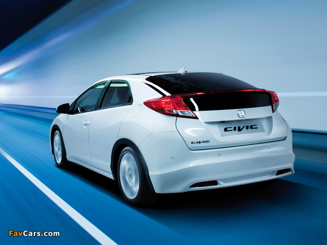 Honda Civic Hatchback 2011 images (640 x 480)