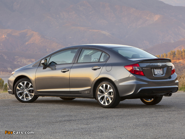 Honda Civic Si Sedan 2011–12 wallpapers (640 x 480)