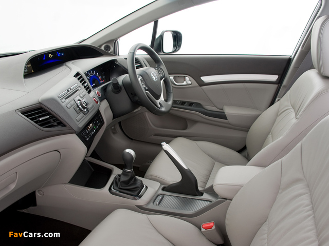 Honda Civic Sedan ZA-spec 2012 photos (640 x 480)