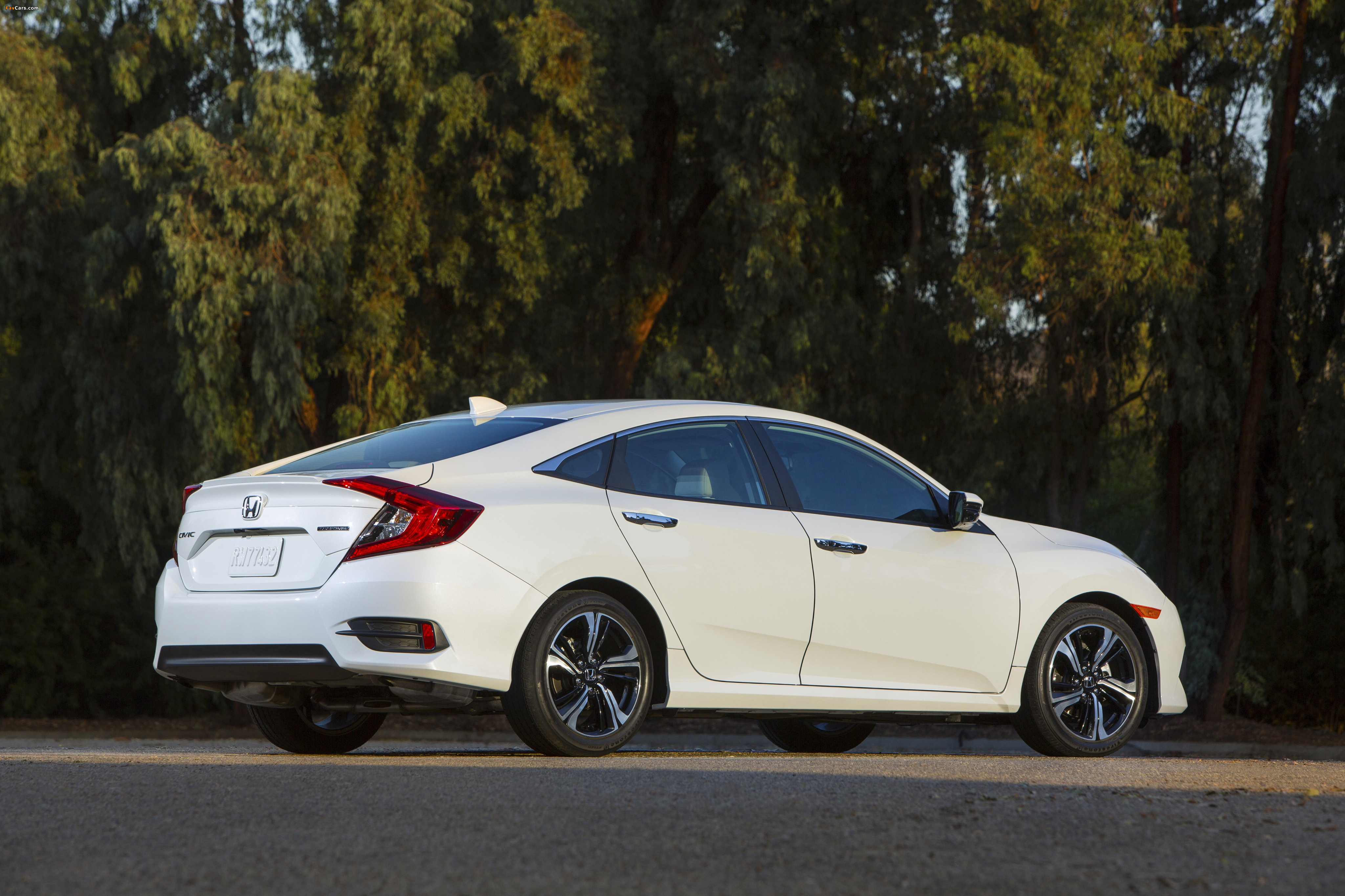 Honda Civic Sedan Touring US-spec 2015 images (4096 x 2730)