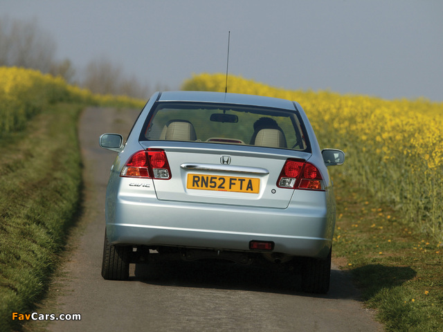 Images of Honda Civic Sedan UK-spec 2001–03 (640 x 480)