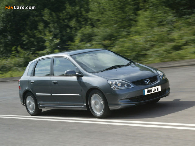 Images of Honda Civic 5-door UK-spec (EU) 2003–05 (640 x 480)