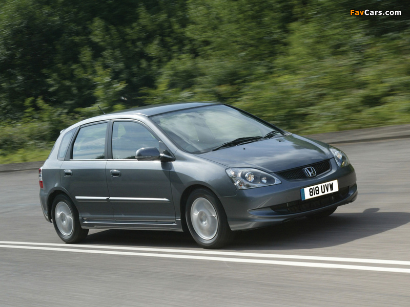 Images of Honda Civic 5-door UK-spec (EU) 2003–05 (800 x 600)