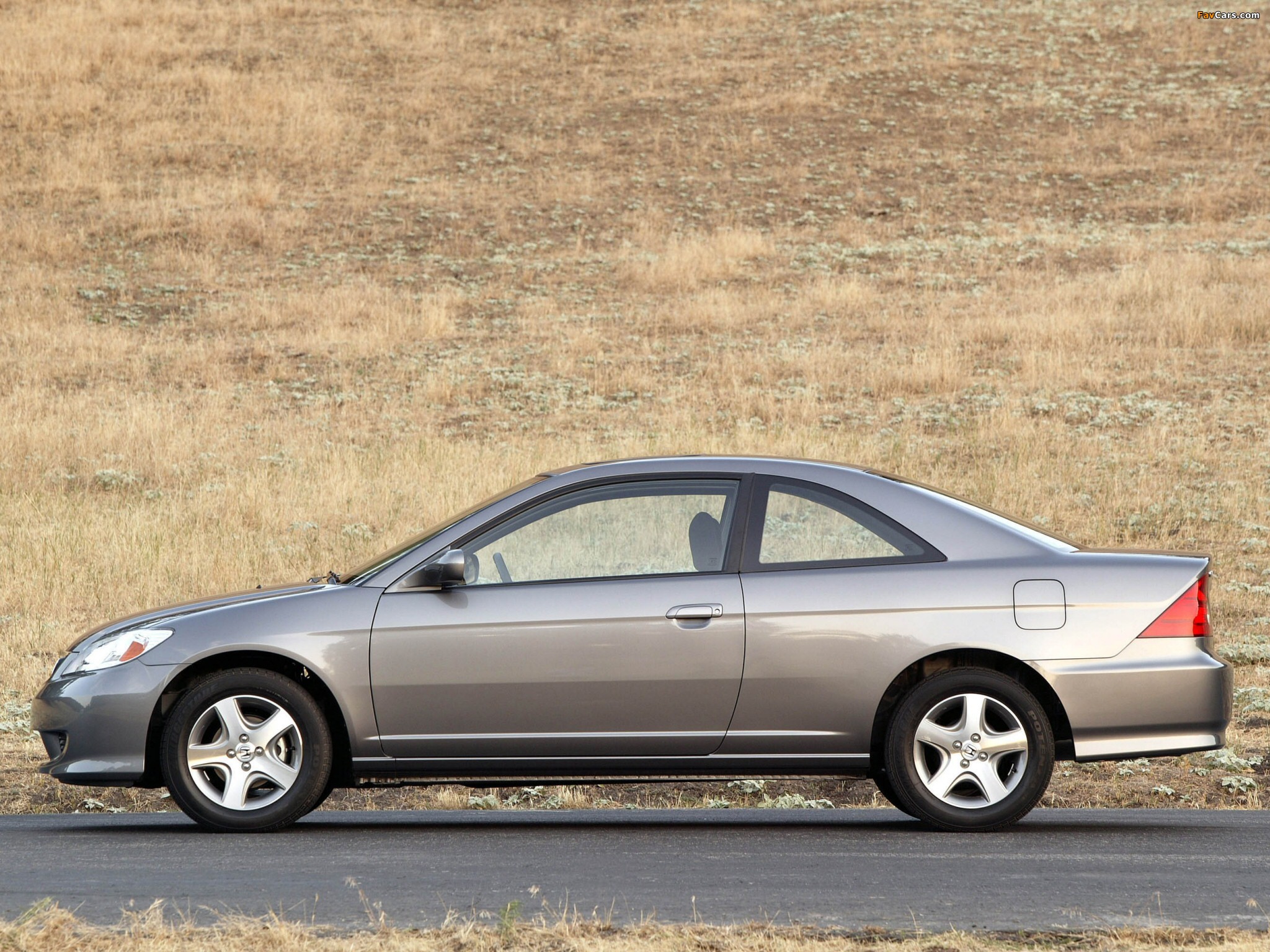 Images of Honda Civic Coupe US-spec 2003–06 (2048 x 1536)