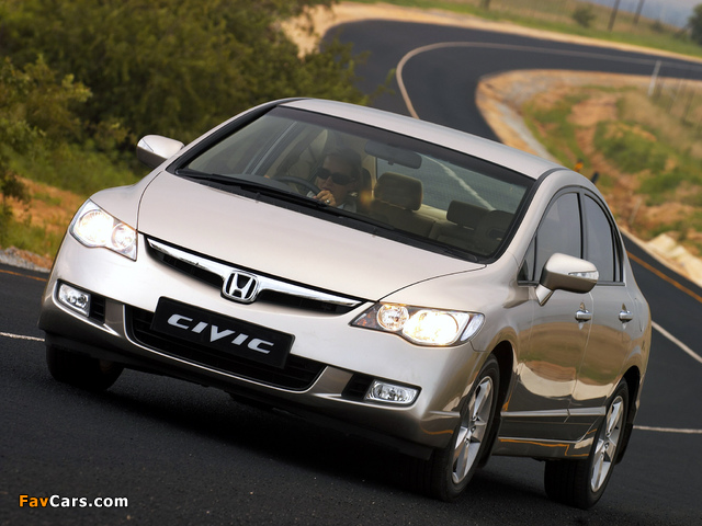 Images of Honda Civic Sedan ZA-spec (FD) 2006–08 (640 x 480)