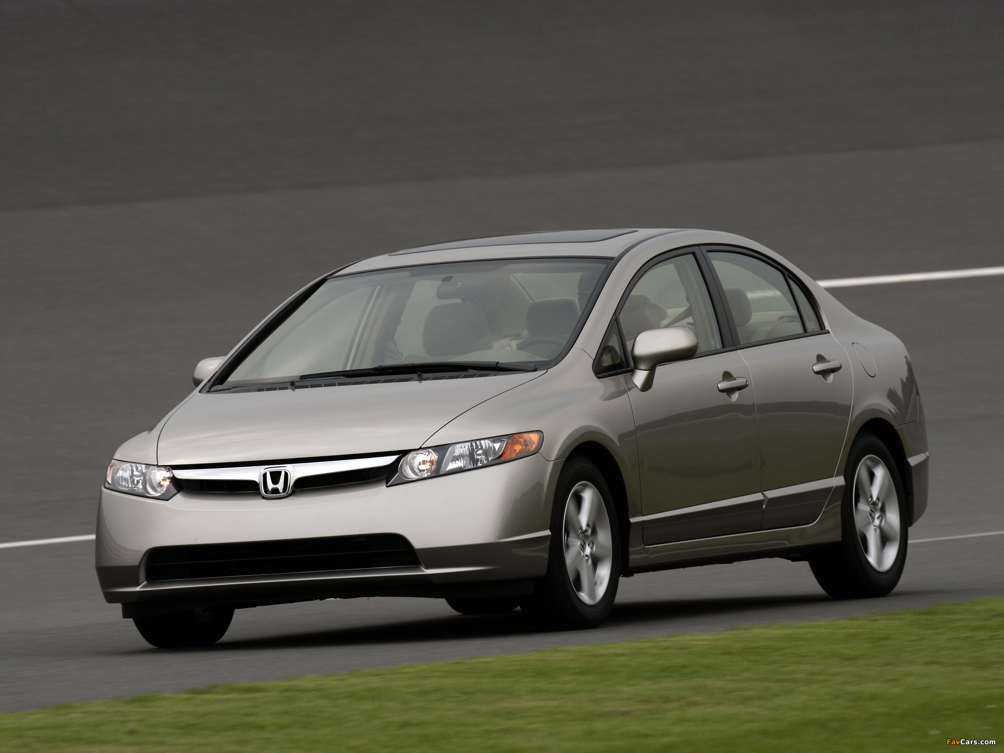 Images of Honda Civic Sedan US-spec 2006–08 (2048 x 1536)