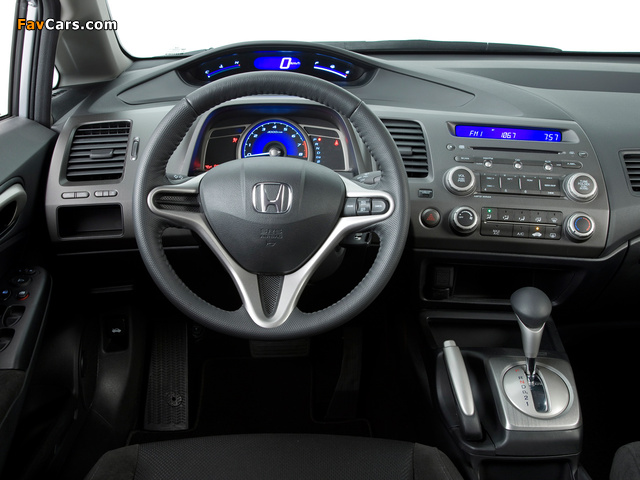 Images of Honda Civic Sedan US-spec 2008–11 (640 x 480)