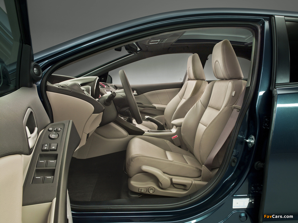 Images of Honda Civic Hatchback 2011 (1024 x 768)