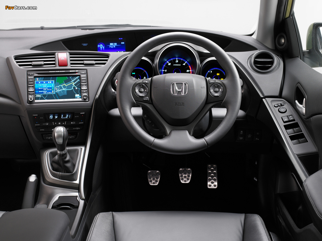 Images of Honda Civic Hatchback UK-spec 2011 (1024 x 768)