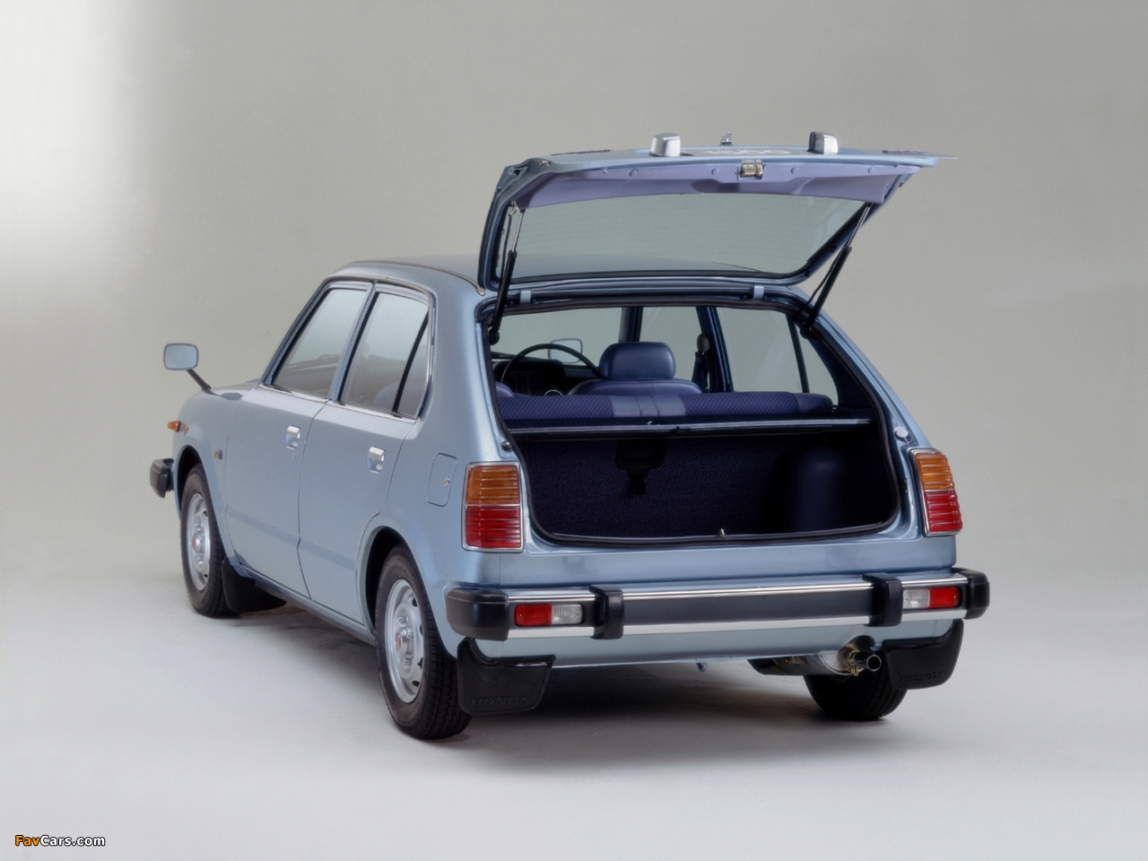 Photos of Honda Civic 5-door 1977–79 (1280 x 960)