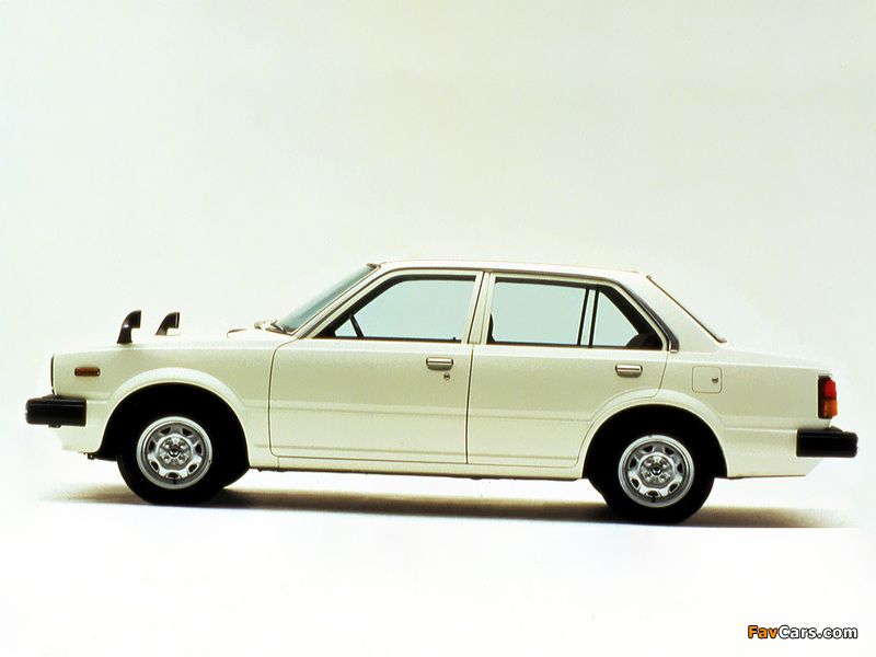 Photos of Honda Civic Sedan 1980–83 (800 x 600)