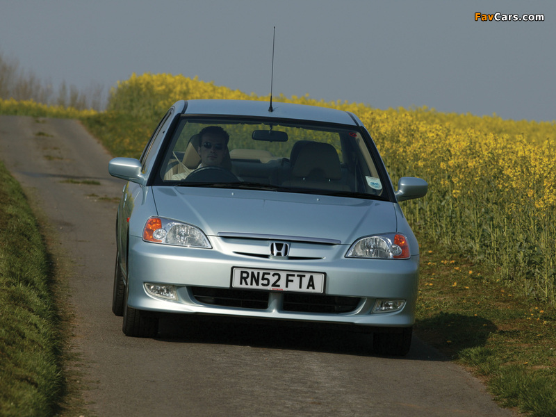 Photos of Honda Civic Sedan UK-spec 2001–03 (800 x 600)