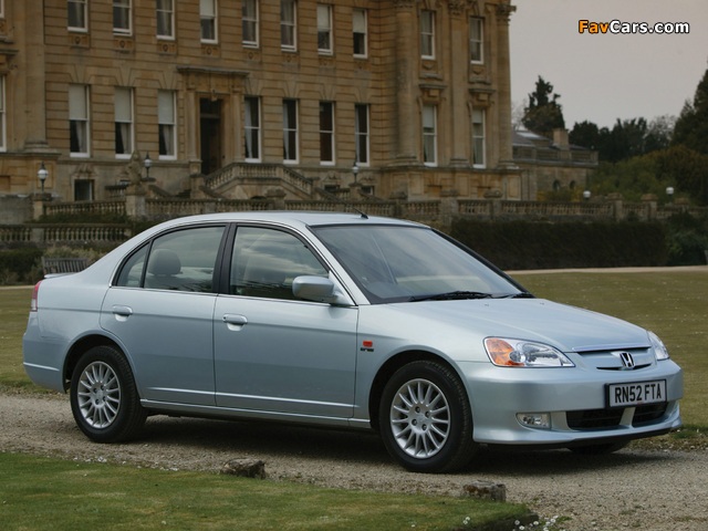 Photos of Honda Civic Sedan UK-spec 2001–03 (640 x 480)