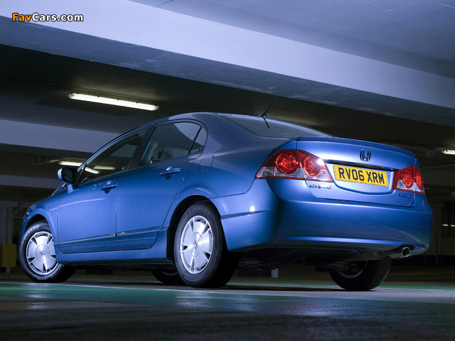 Photos of Honda Civic Hybrid UK-spec (FD3) 2006–08 (640 x 480)