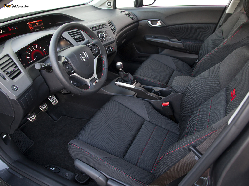 Photos of Honda Civic Si Sedan 2011–12 (1024 x 768)