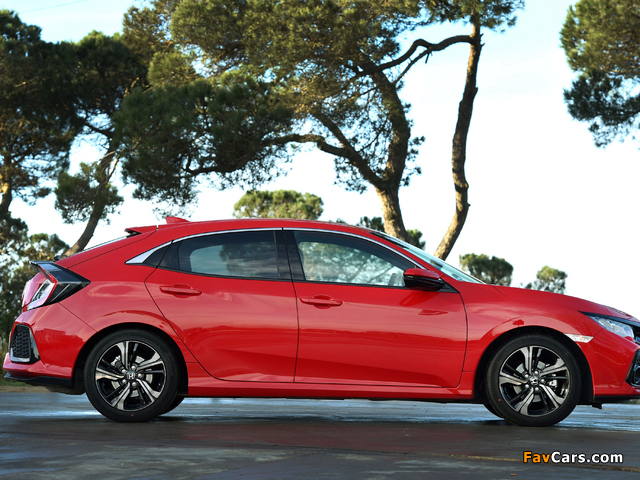 Photos of Honda Civic Hatchback (FK) 2017 (640 x 480)