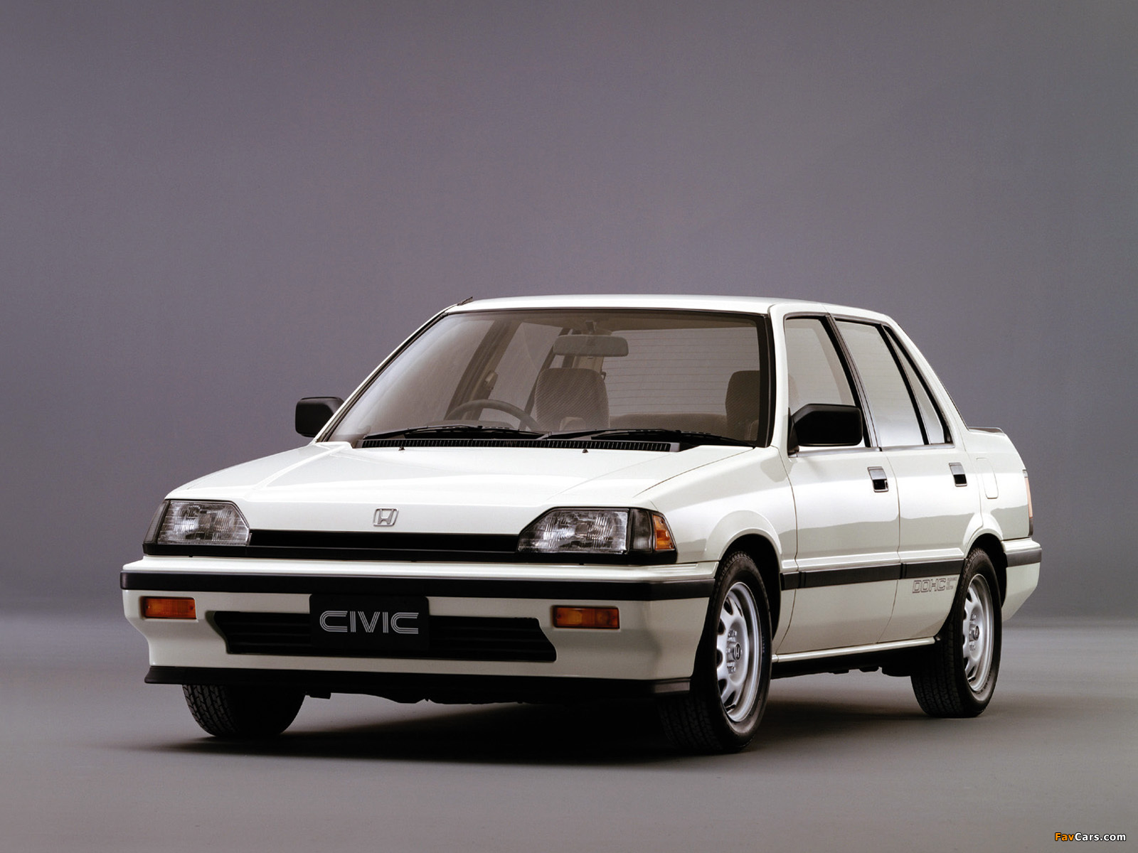 Pictures of Honda Civic Si Sedan 1985–87 (1600 x 1200)
