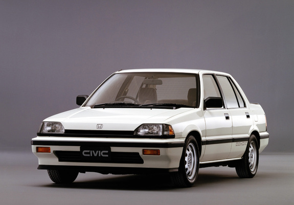 Pictures of Honda Civic Si Sedan 1985–87