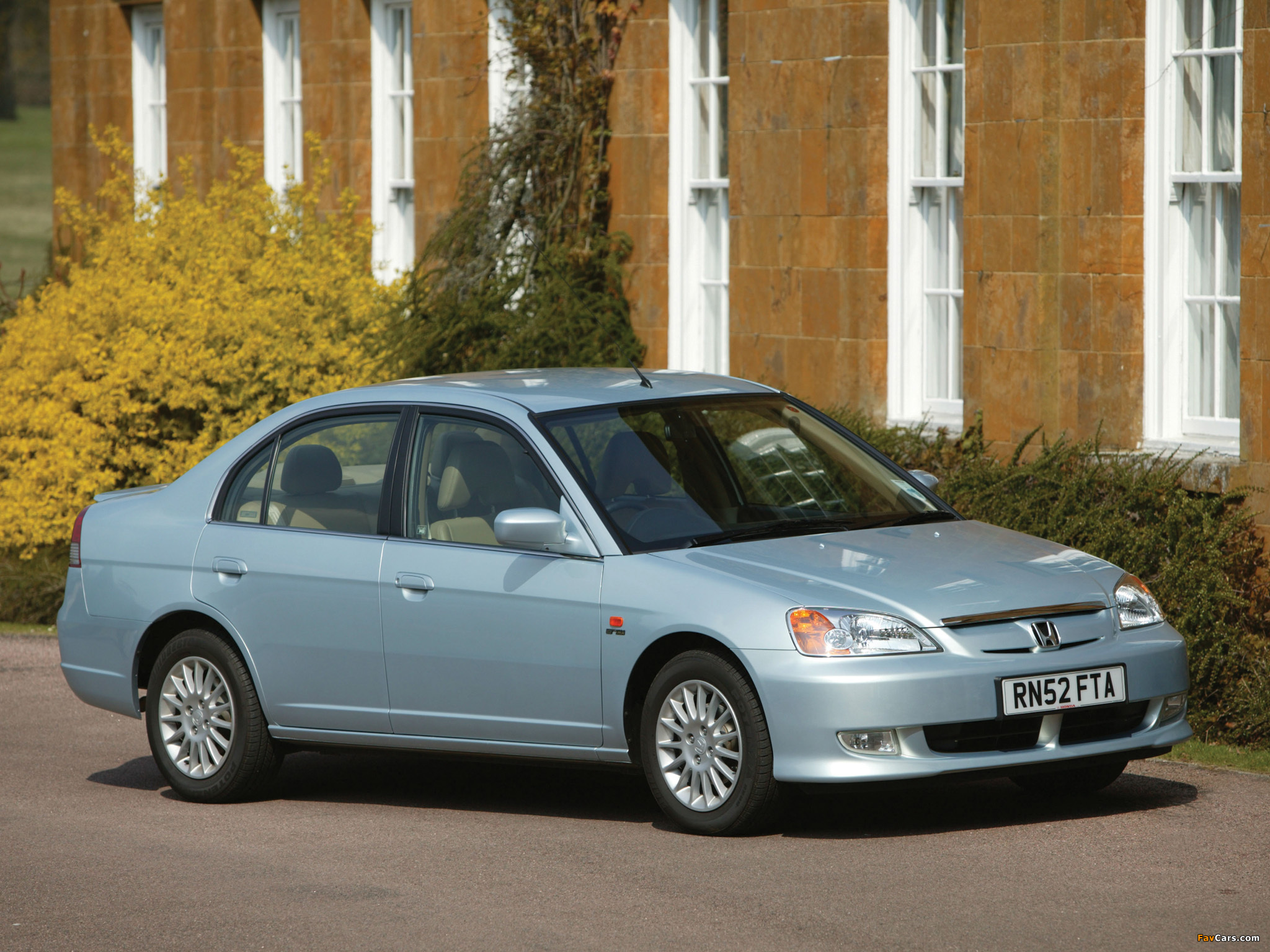 Pictures of Honda Civic Sedan UK-spec 2001–03 (2048 x 1536)