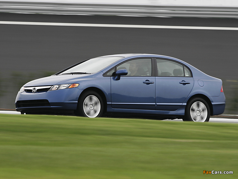 Pictures of Honda Civic Sedan US-spec 2006–08 (800 x 600)
