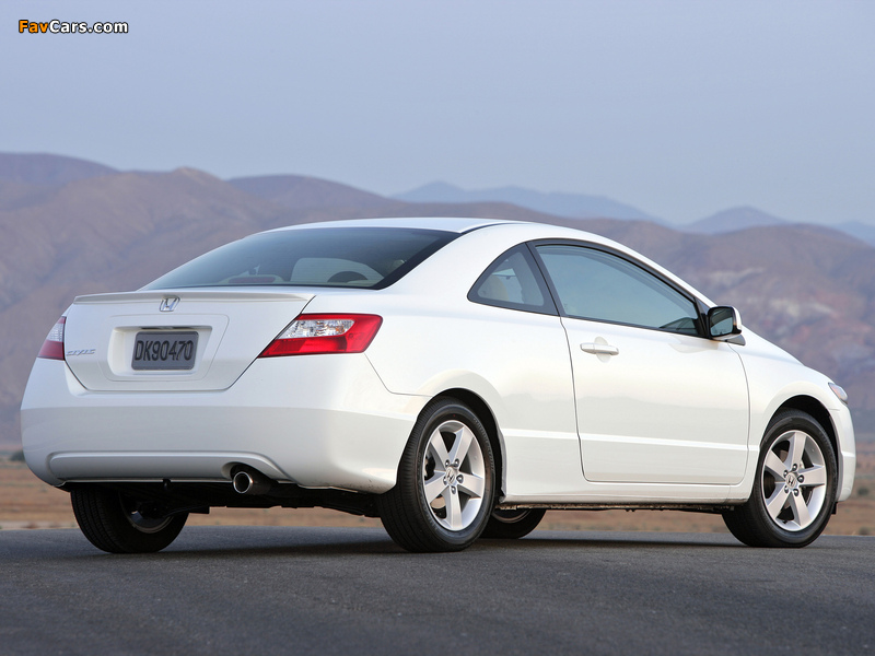 Pictures of Honda Civic Coupe 2006–08 (800 x 600)