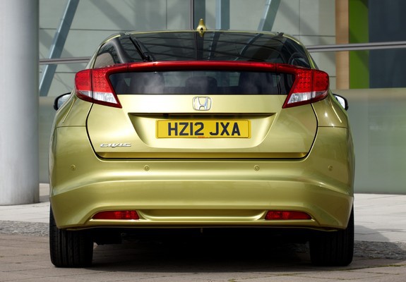 Pictures of Honda Civic Hatchback UK-spec 2011