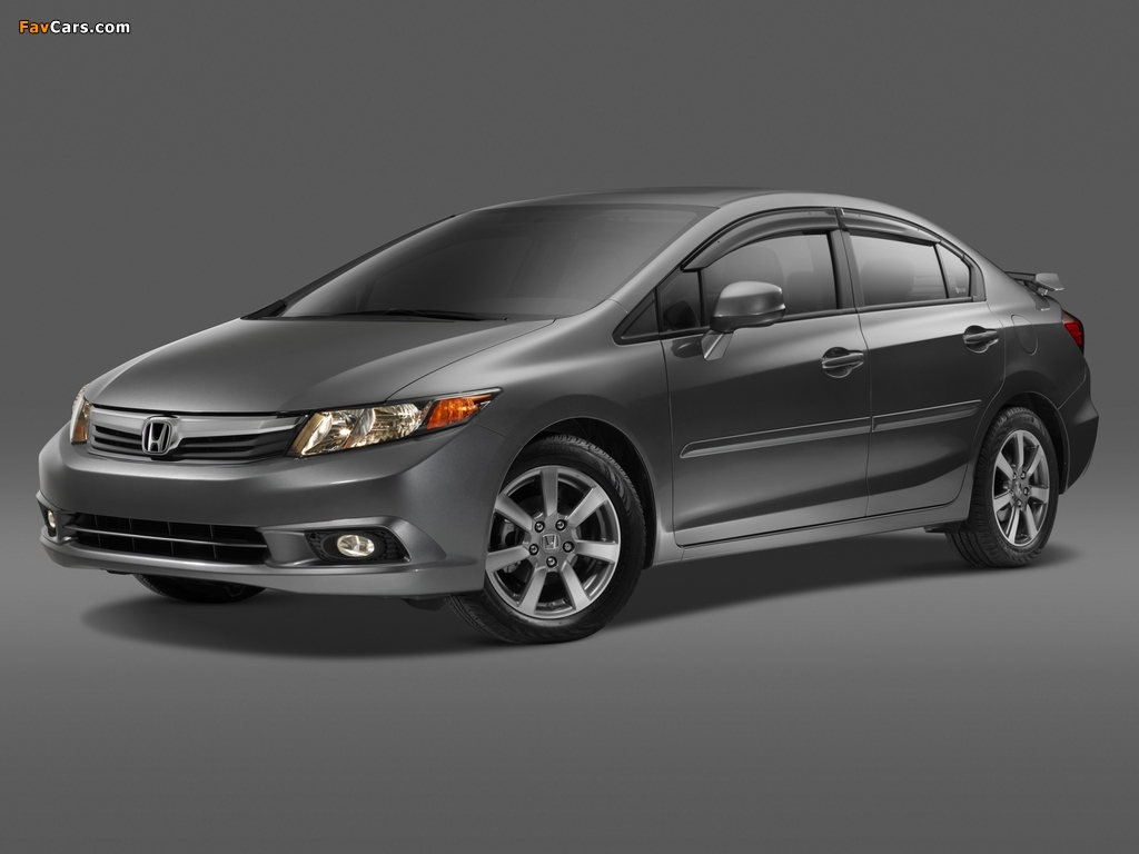 Pictures of Honda Civic Si Sedan with Honda Genuine Accessories 2011–12 (1024 x 768)