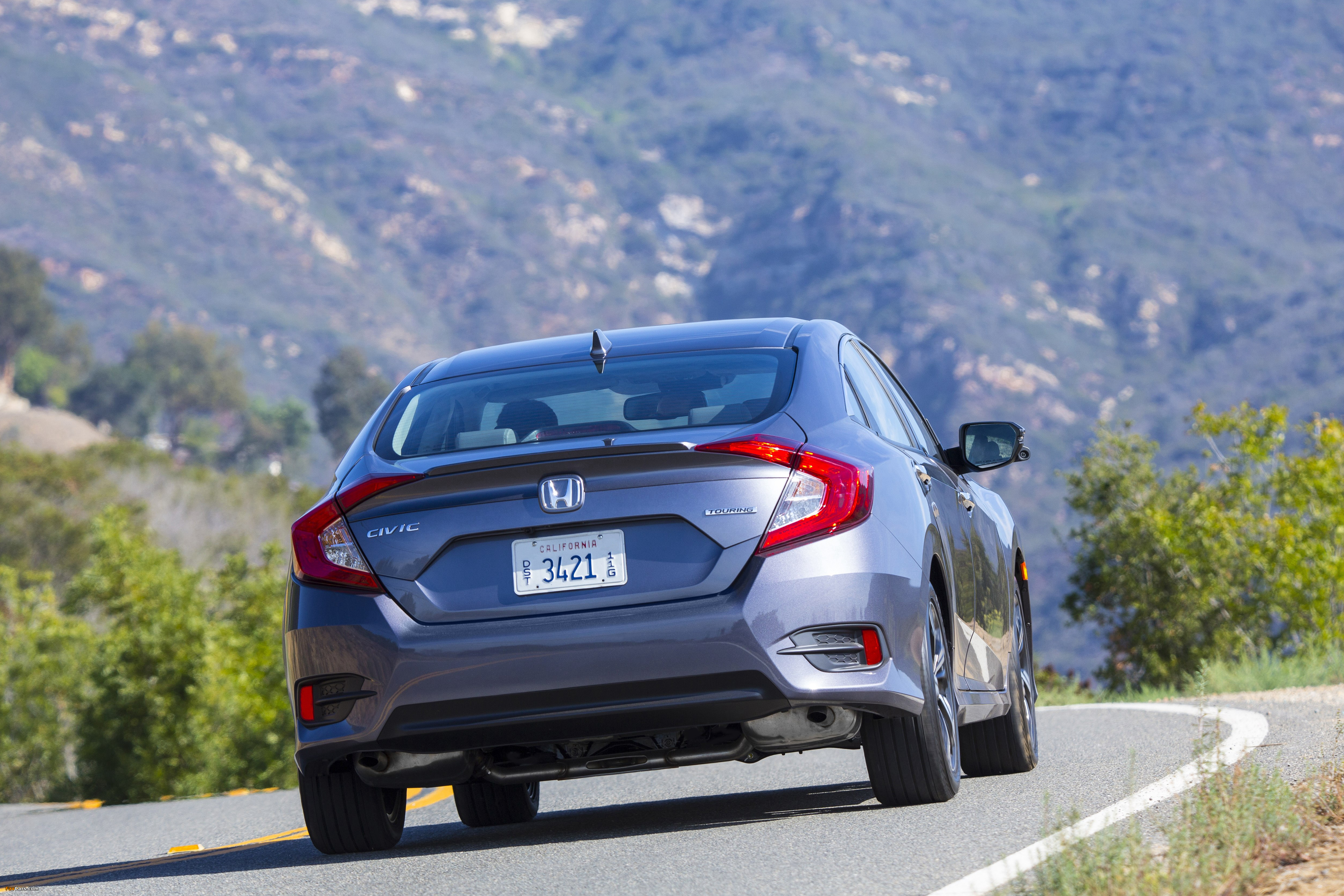 Pictures of Honda Civic Sedan Touring US-spec 2015 (4096 x 2731)
