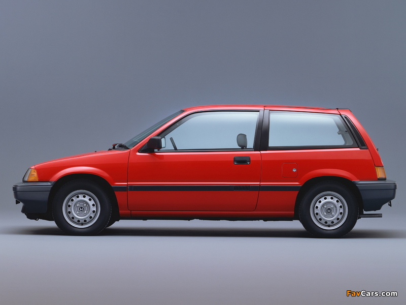 Honda Civic Hatchback 1983–87 wallpapers (800 x 600)
