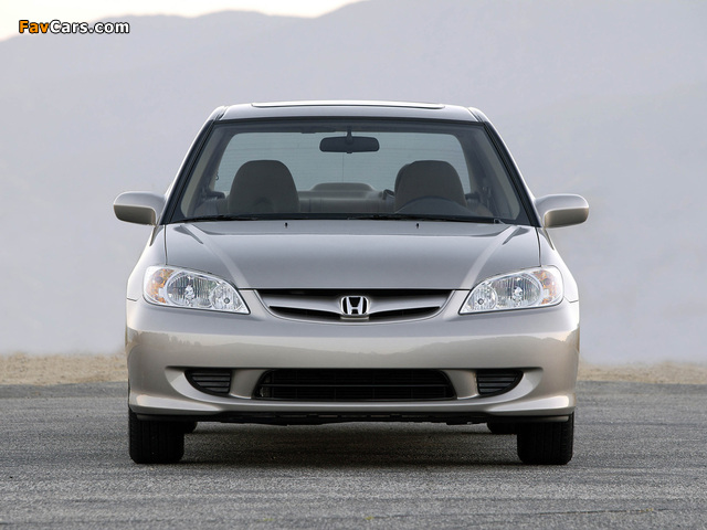 Honda Civic Sedan US-spec 2003–06 wallpapers (640 x 480)