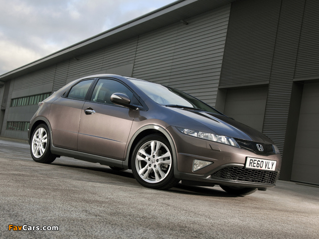 Honda Civic Hatchback UK-spec (FN) 2010–11 wallpapers (640 x 480)