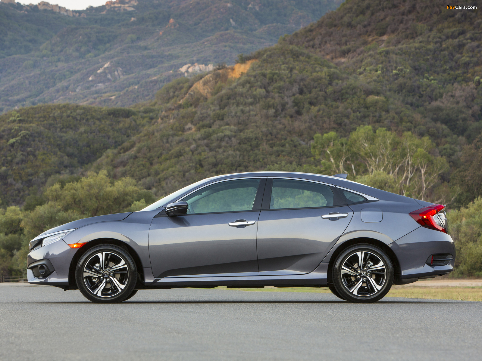 Honda Civic Sedan Touring US-spec 2015 wallpapers (1600 x 1200)