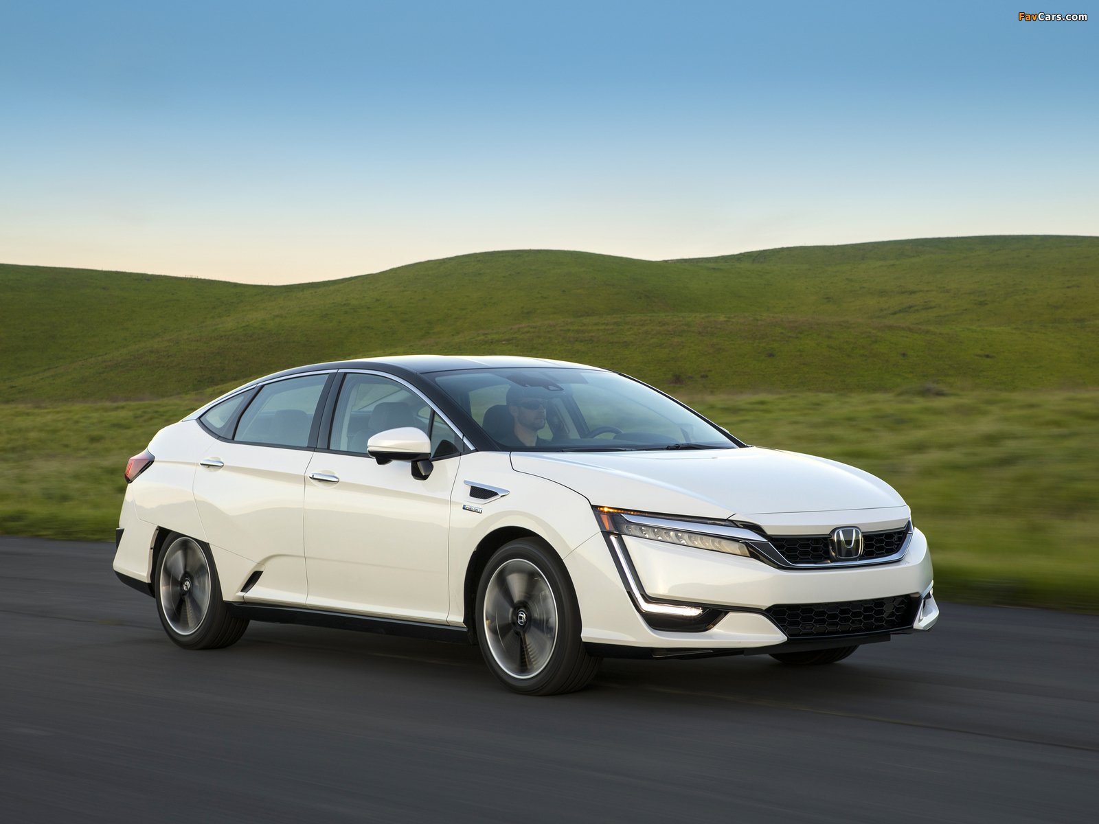 Honda Clarity Fuel Cell US-spec 2016 pictures (1600 x 1200)
