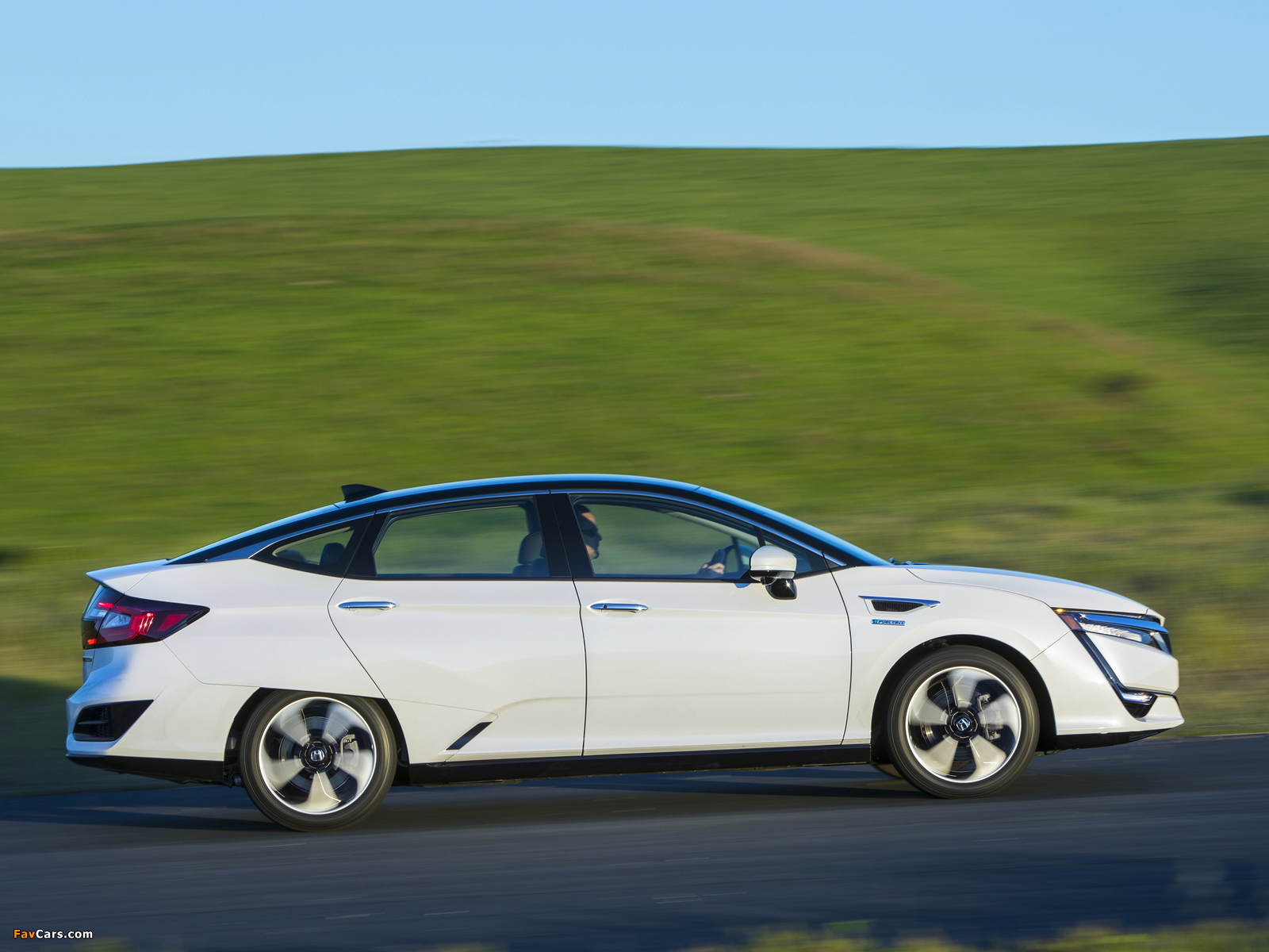 Honda Clarity Fuel Cell US-spec 2016 pictures (1600 x 1200)