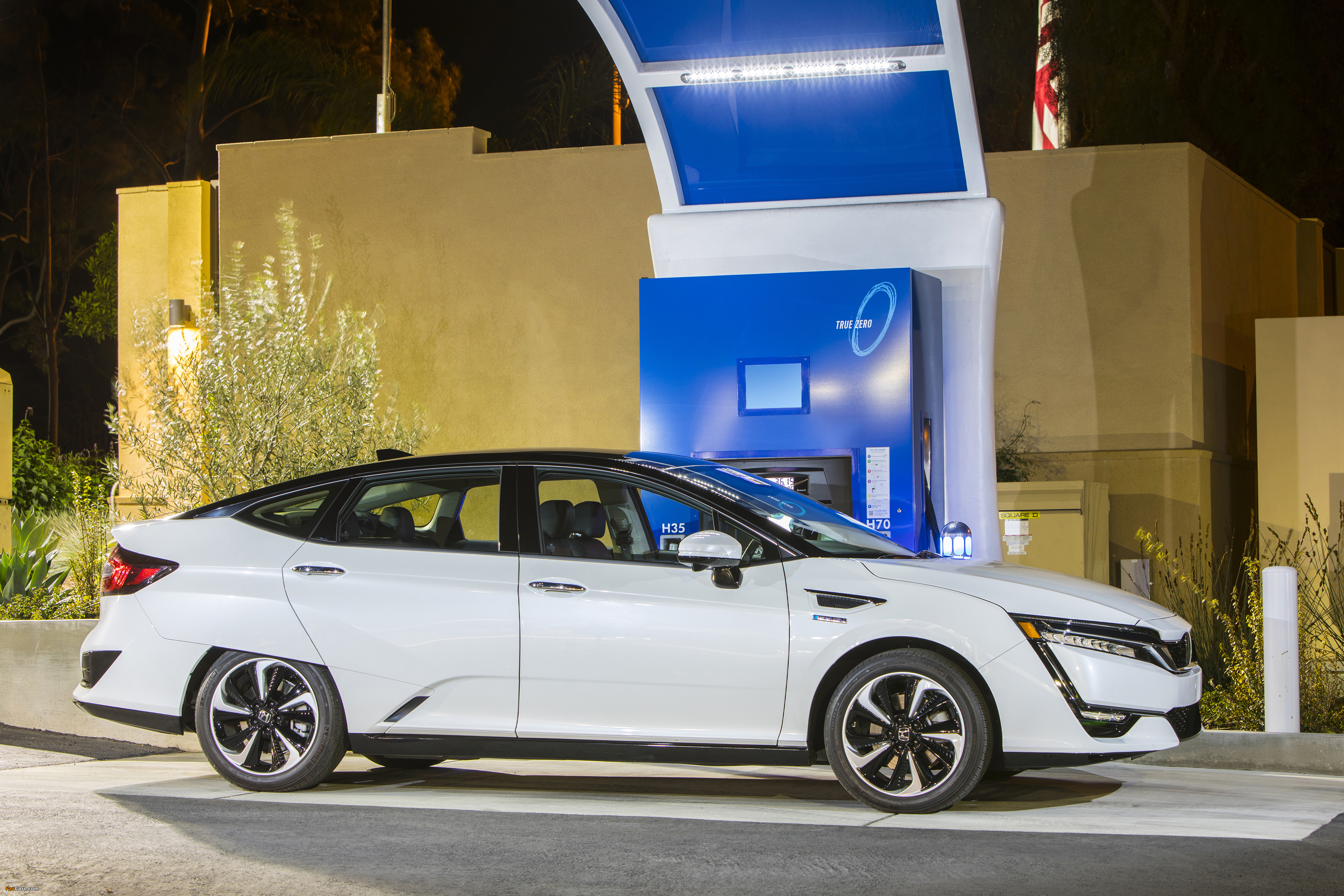 Honda Clarity Fuel Cell US-spec 2016 wallpapers (4096 x 2731)