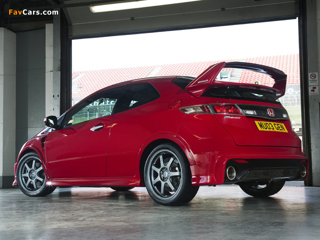 Images of Mugen Honda Civic Type-R Prototype 2009 (640 x 480)