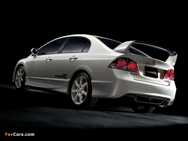 Pictures of Honda Civic Type-R Sedan Prototype 2007 (640 x 480)