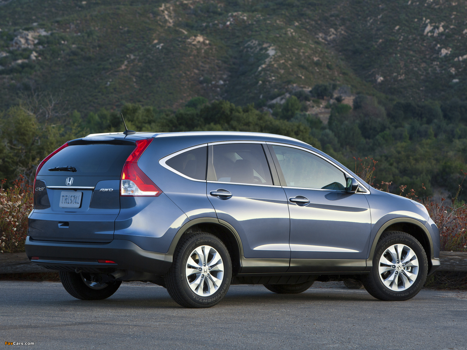 Honda CR-V US-spec (RM) 2011 wallpapers (1600 x 1200)